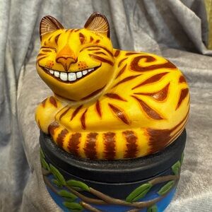 Limited‎ Edition Tyber Katz Cheshire Cat  #330/2500
Trinket Jar